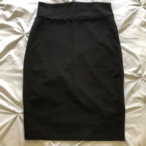 Black knee length pencil skirt